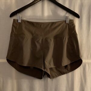 Lululemon low rise Speed Up running shorts. Olive green.